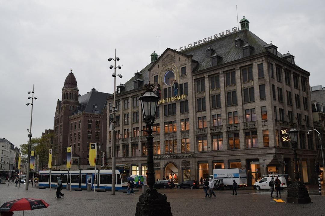 a large building with a clock tower — Photo by David L. Espina Rincon on Unsplash