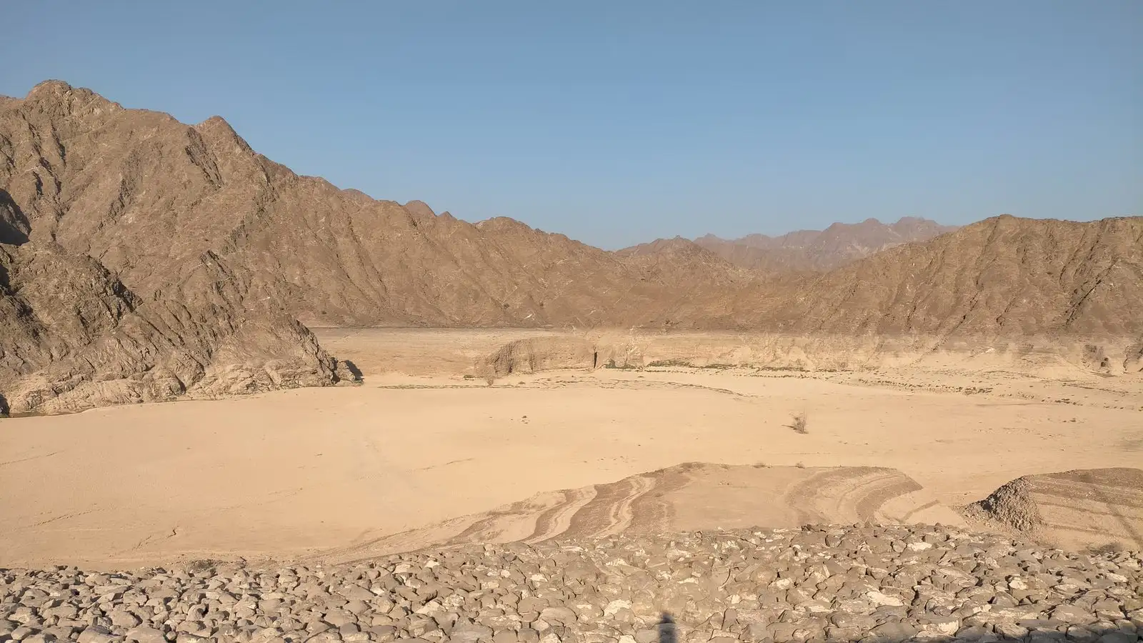Wadi Wurayah — Photo: IbrahimKumar / Wikimedia Commons (CC BY-SA 4.0)